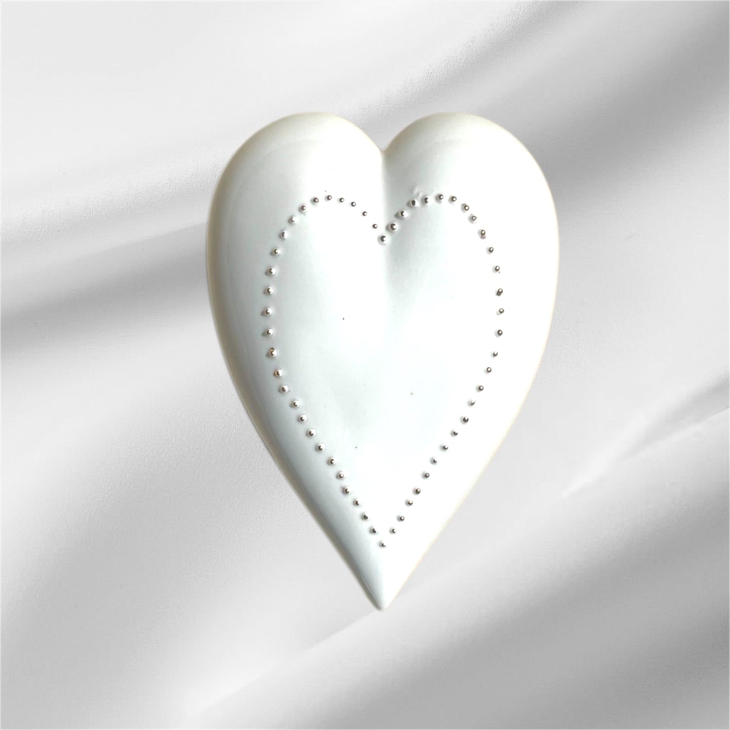 Handmade porcelain heart - wedding & anniversary gift - Handgemachtes Porzellan Herz - Hochzeitsgeschenk und Jubiläumsgeschenk